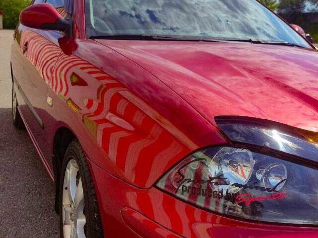 Червоний Сеат Cordoba, об'ємом двигуна 2 л та пробігом 83 тис. км за 5000 $, фото 3 на Automoto.ua