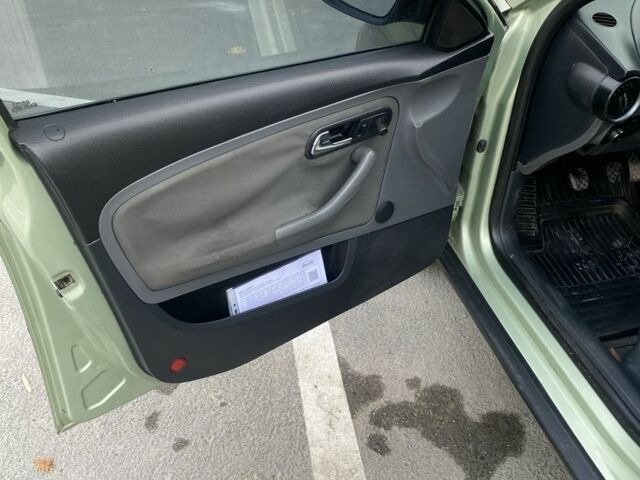 Сеат Кордоба 2006 в Гусятине на Automoto.ua Сеат Кордоба, объемом двигателя 1.4 л и пробегом 100 тыс. км за 3000 $, фото 8 на Automoto.ua