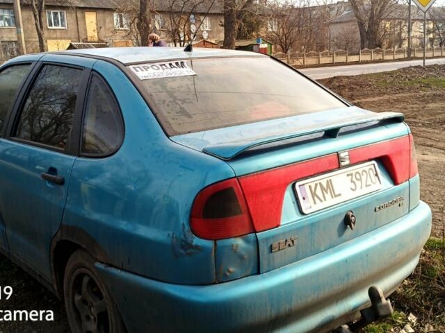 Сеат Кордоба, объемом двигателя 0 л и пробегом 210 тыс. км за 1078 $, фото 4 на Automoto.ua