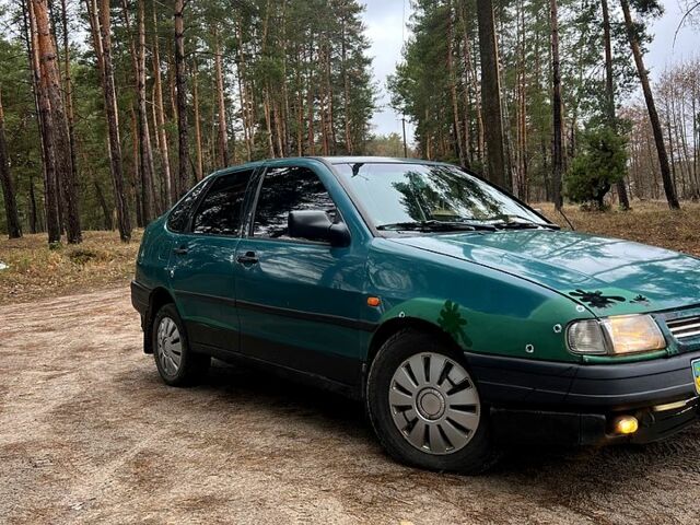 Сеат Кордоба, объемом двигателя 16 л и пробегом 0 тыс. км за 900 $, фото 4 на Automoto.ua