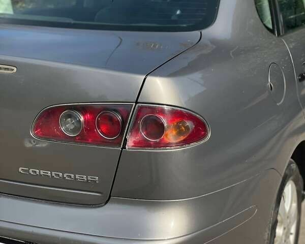 Сеат Cordoba, об'ємом двигуна 1.4 л та пробігом 261 тис. км за 4200 $, фото 6 на Automoto.ua
