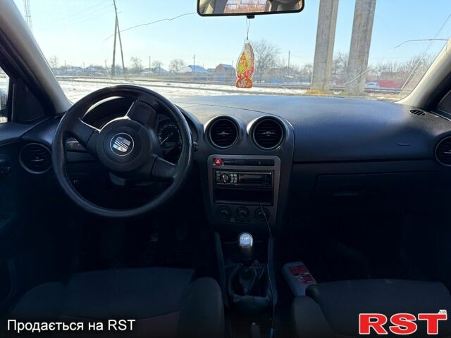 Сеат Кордоба, объемом двигателя 2 л и пробегом 170 тыс. км за 4200 $, фото 3 на Automoto.ua