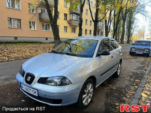 Сірий Сеат Cordoba, об'ємом двигуна 1.4 л та пробігом 200 тис. км за 3600 $, фото 7 на Automoto.ua