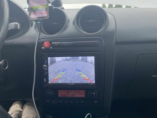 Серый Сеат Кордоба, объемом двигателя 1.4 л и пробегом 240 тыс. км за 2700 $, фото 10 на Automoto.ua