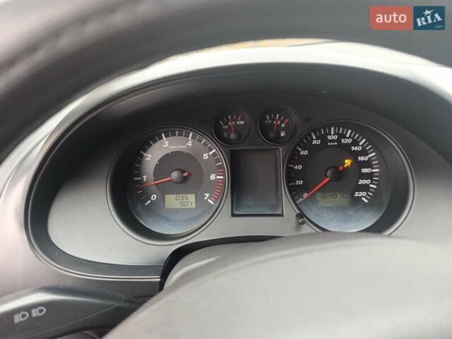 Сірий Сеат Cordoba, об'ємом двигуна 1.39 л та пробігом 165 тис. км за 3000 $, фото 3 на Automoto.ua