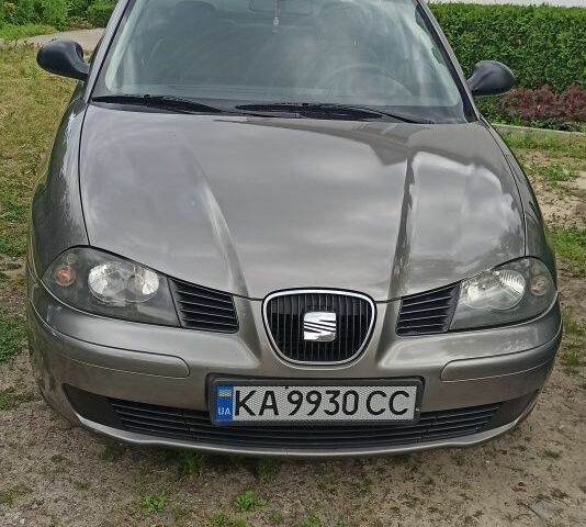 Серый Сеат Кордоба, объемом двигателя 1.2 л и пробегом 250 тыс. км за 2950 $, фото 1 на Automoto.ua