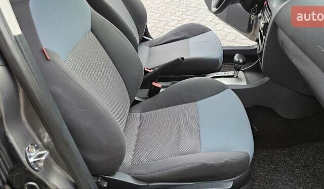 Сірий Сеат Cordoba, об'ємом двигуна 1.4 л та пробігом 200 тис. км за 5450 $, фото 34 на Automoto.ua