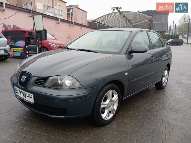 Сірий Сеат Cordoba, об'ємом двигуна 1.4 л та пробігом 169 тис. км за 4200 $, фото 21 на Automoto.ua