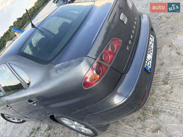 Сірий Сеат Cordoba, об'ємом двигуна 1.98 л та пробігом 317 тис. км за 1999 $, фото 3 на Automoto.ua