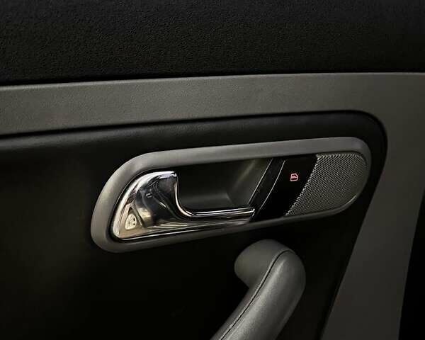 Серый Сеат Кордоба, объемом двигателя 1.4 л и пробегом 210 тыс. км за 2900 $, фото 4 на Automoto.ua