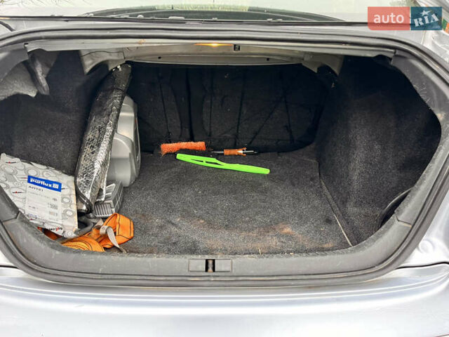 Сірий Сеат Cordoba, об'ємом двигуна 1.98 л та пробігом 205 тис. км за 3500 $, фото 7 на Automoto.ua