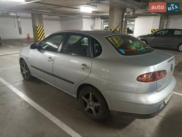 Серый Сеат Кордоба, объемом двигателя 1.98 л и пробегом 273 тыс. км за 4200 $, фото 8 на Automoto.ua