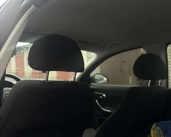 Серый Сеат Кордоба, объемом двигателя 1.98 л и пробегом 181 тыс. км за 4100 $, фото 3 на Automoto.ua