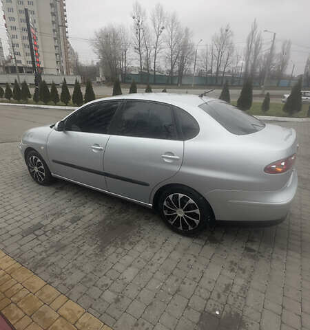 Серый Сеат Кордоба, объемом двигателя 1.98 л и пробегом 156 тыс. км за 6800 $, фото 5 на Automoto.ua