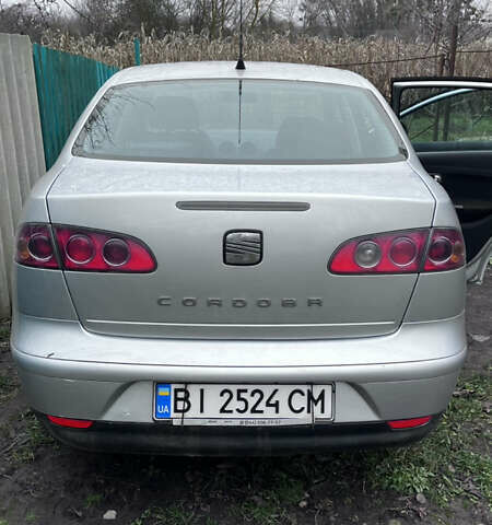 Сірий Сеат Cordoba, об'ємом двигуна 1.98 л та пробігом 205 тис. км за 3500 $, фото 2 на Automoto.ua