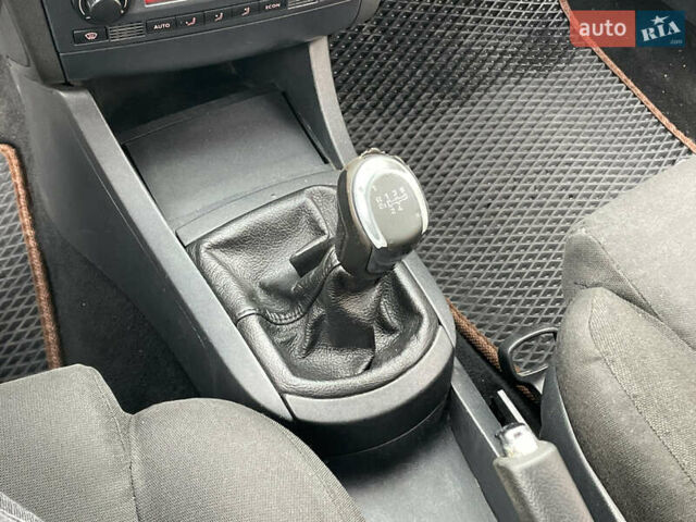 Серый Сеат Кордоба, объемом двигателя 1.98 л и пробегом 268 тыс. км за 4290 $, фото 19 на Automoto.ua