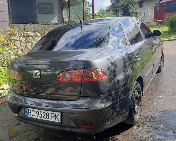 Серый Сеат Кордоба, объемом двигателя 1.98 л и пробегом 219 тыс. км за 3700 $, фото 6 на Automoto.ua