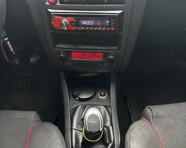 Серый Сеат Кордоба, объемом двигателя 2 л и пробегом 289 тыс. км за 4999 $, фото 20 на Automoto.ua