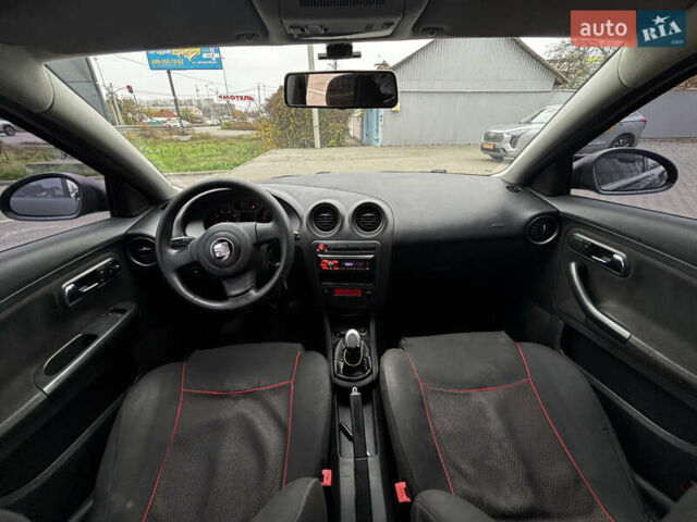 Серый Сеат Кордоба, объемом двигателя 2 л и пробегом 289 тыс. км за 4999 $, фото 18 на Automoto.ua