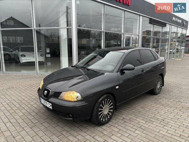 Серый Сеат Кордоба, объемом двигателя 2 л и пробегом 289 тыс. км за 4999 $, фото 3 на Automoto.ua