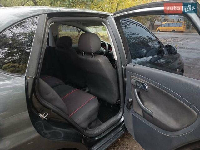 Сеат Cordoba 2009 у Полтаві на Automoto.ua Сірий Сеат Cordoba, об'ємом двигуна 1.98 л та пробігом 289 тис. км за 5700 $, фото 6 на Automoto.ua