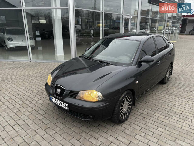 Серый Сеат Кордоба, объемом двигателя 2 л и пробегом 289 тыс. км за 4999 $, фото 2 на Automoto.ua