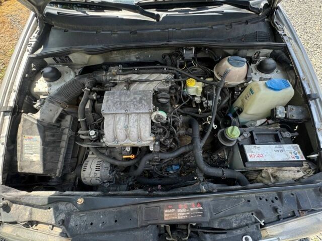 Серый Сеат Кордоба, объемом двигателя 1.6 л и пробегом 226 тыс. км за 1500 $, фото 4 на Automoto.ua