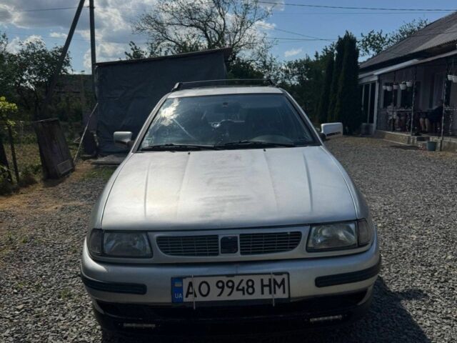 Серый Сеат Кордоба, объемом двигателя 1.6 л и пробегом 226 тыс. км за 1500 $, фото 1 на Automoto.ua