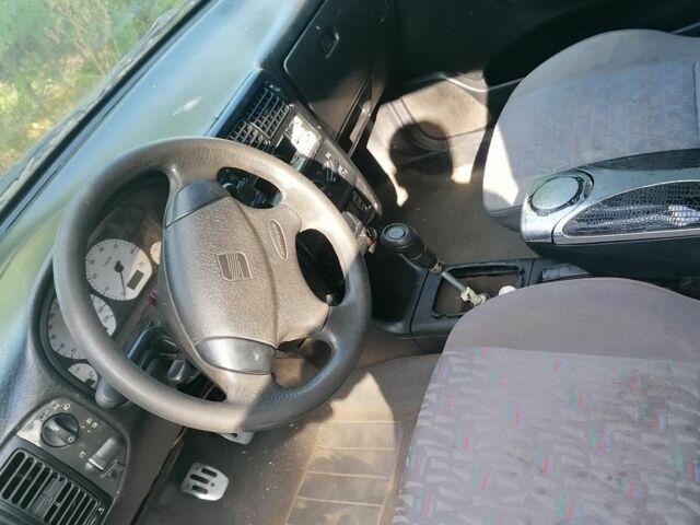 Сеат Кордоба 1995 в Виннице на Automoto.ua Синий Сеат Кордоба, объемом двигателя 1 л и пробегом 203 тыс. км за 1000 $, фото 4 на Automoto.ua