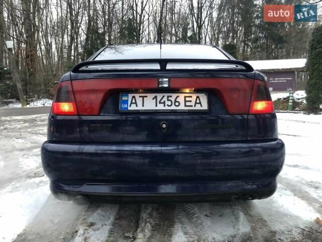 Синій Сеат Cordoba, об'ємом двигуна 1.39 л та пробігом 325 тис. км за 1500 $, фото 10 на Automoto.ua
