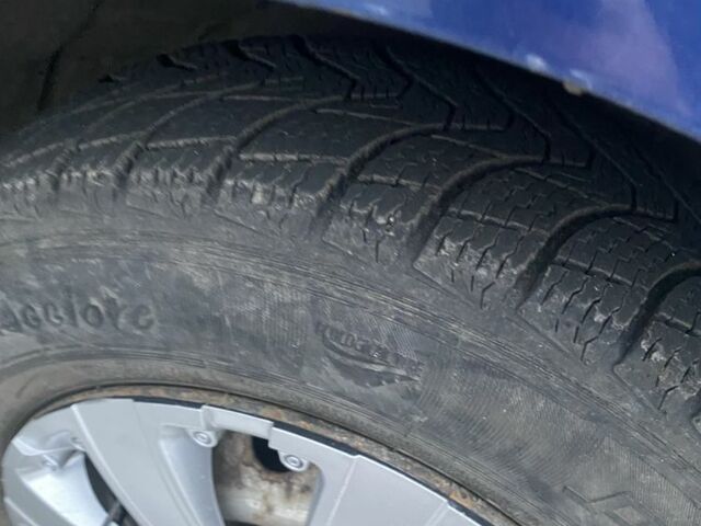 Синий Сеат Кордоба, объемом двигателя 1.4 л и пробегом 260 тыс. км за 1300 $, фото 6 на Automoto.ua