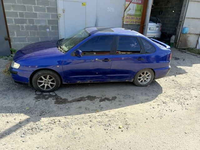 Синій Сеат Cordoba, об'ємом двигуна 0 л та пробігом 22 тис. км за 1092 $, фото 3 на Automoto.ua