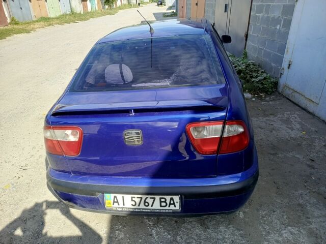 Синій Сеат Cordoba, об'ємом двигуна 0 л та пробігом 22 тис. км за 1092 $, фото 5 на Automoto.ua