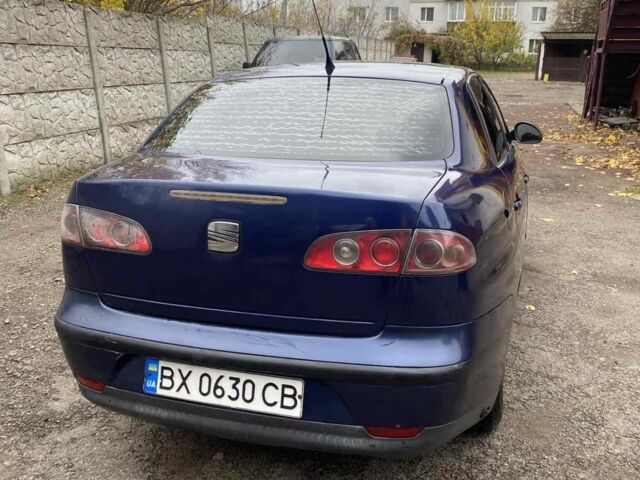 Синій Сеат Cordoba, об'ємом двигуна 1.4 л та пробігом 200 тис. км за 2600 $, фото 1 на Automoto.ua