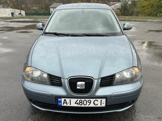 Синий Сеат Кордоба, объемом двигателя 2 л и пробегом 271 тыс. км за 3500 $, фото 1 на Automoto.ua