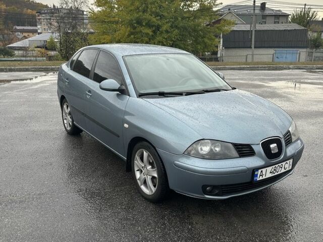 Синий Сеат Кордоба, объемом двигателя 2 л и пробегом 271 тыс. км за 3500 $, фото 5 на Automoto.ua