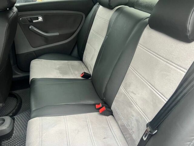 Синий Сеат Кордоба, объемом двигателя 0 л и пробегом 3 тыс. км за 4600 $, фото 5 на Automoto.ua