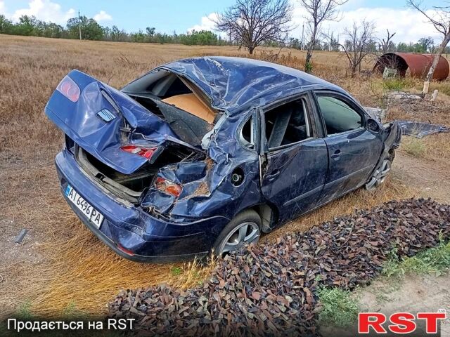 Синий Сеат Кордоба, объемом двигателя 2 л и пробегом 65 тыс. км за 500 $, фото 2 на Automoto.ua