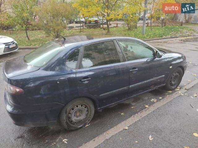 Сеат Cordoba 2008 у Києві на Automoto.ua Синій Сеат Cordoba, об'ємом двигуна 2 л та пробігом 268 тис. км за 3300 $, фото 9 на Automoto.ua
