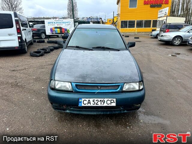 Зелений Сеат Cordoba, об'ємом двигуна 1.8 л та пробігом 200 тис. км за 1200 $, фото 1 на Automoto.ua