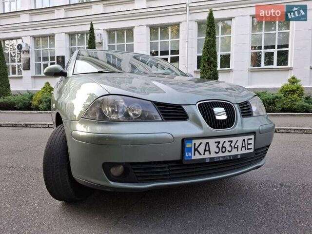 Зеленый Сеат Кордоба, объемом двигателя 1.4 л и пробегом 243 тыс. км за 4500 $, фото 2 на Automoto.ua