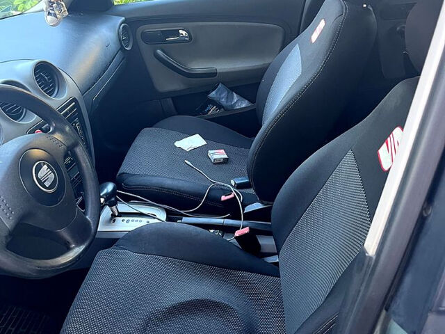 Зеленый Сеат Кордоба, объемом двигателя 1.4 л и пробегом 241 тыс. км за 3500 $, фото 11 на Automoto.ua