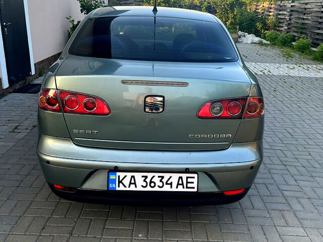 Зеленый Сеат Кордоба, объемом двигателя 1.4 л и пробегом 241 тыс. км за 3500 $, фото 7 на Automoto.ua