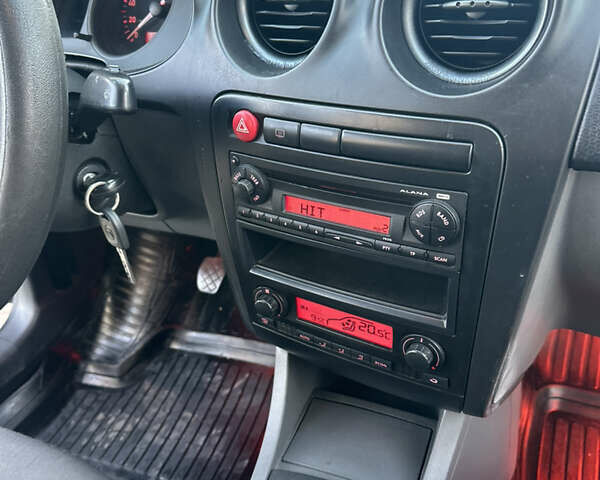 Зеленый Сеат Кордоба, объемом двигателя 1.4 л и пробегом 191 тыс. км за 2999 $, фото 2 на Automoto.ua