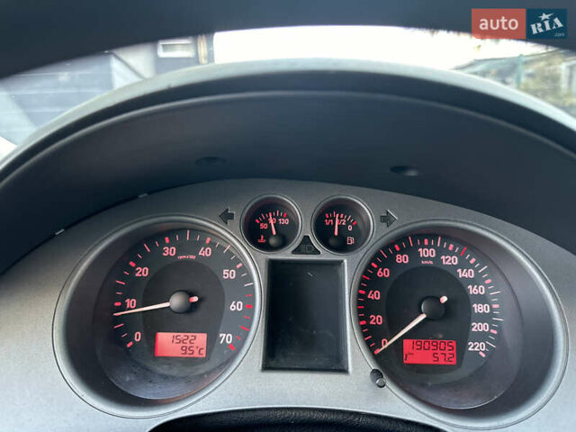 Зеленый Сеат Кордоба, объемом двигателя 1.4 л и пробегом 191 тыс. км за 2999 $, фото 3 на Automoto.ua