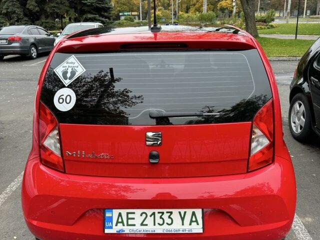 Красный Сеат Другая, объемом двигателя 0 л и пробегом 30 тыс. км за 13000 $, фото 2 на Automoto.ua