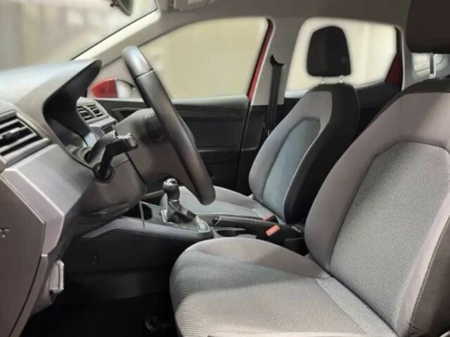 Красный Сеат Другая, объемом двигателя 1 л и пробегом 45 тыс. км за 15668 $, фото 6 на Automoto.ua