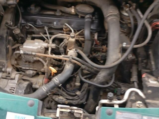 Зеленый Сеат Другая, объемом двигателя 1.9 л и пробегом 327 тыс. км за 2800 $, фото 3 на Automoto.ua