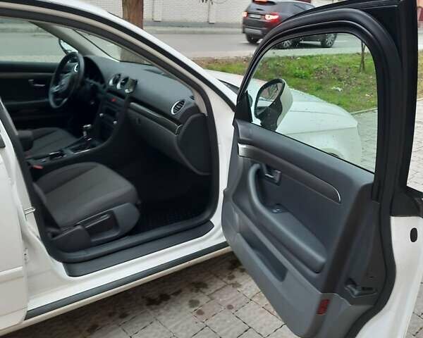 Белый Сеат Эксео, объемом двигателя 1.97 л и пробегом 276 тыс. км за 7300 $, фото 5 на Automoto.ua