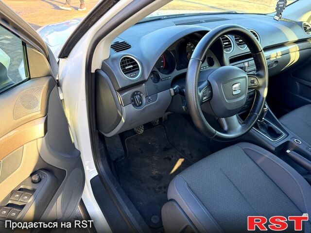 Білий Сеат Ексео, об'ємом двигуна 1.8 л та пробігом 170 тис. км за 7500 $, фото 7 на Automoto.ua